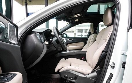 Volvo XC60 II, 2025 год, 5 500 000 рублей, 5 фотография