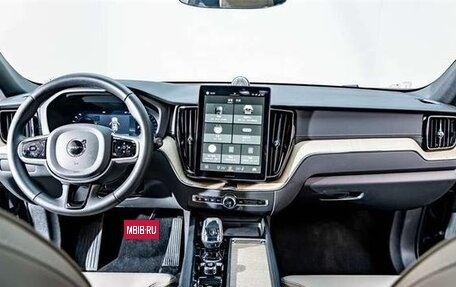 Volvo XC60 II, 2025 год, 5 400 000 рублей, 5 фотография