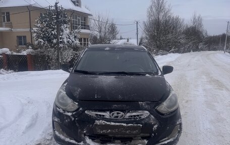 Hyundai Solaris II рестайлинг, 2012 год, 420 000 рублей, 2 фотография