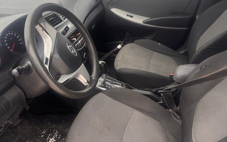 Hyundai Solaris II рестайлинг, 2012 год, 420 000 рублей, 9 фотография