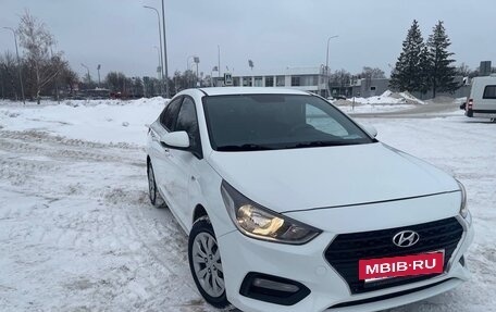 Hyundai Solaris II рестайлинг, 2017 год, 1 050 000 рублей, 2 фотография