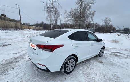 Hyundai Solaris II рестайлинг, 2017 год, 1 050 000 рублей, 5 фотография