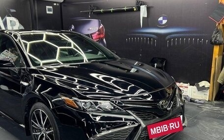 Toyota Camry, 2021 год, 2 800 000 рублей, 2 фотография