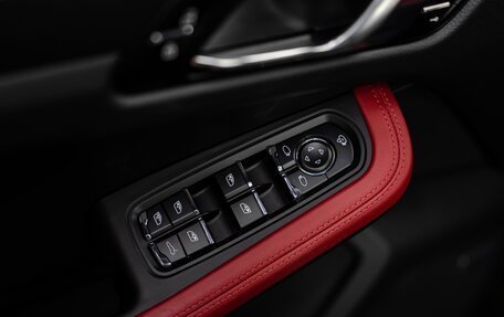 Porsche Macan I рестайлинг, 2024 год, 11 390 000 рублей, 27 фотография