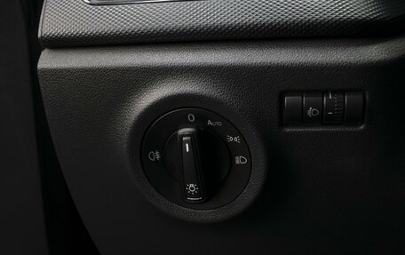 Volkswagen Polo VI (EU Market), 2021 год, 1 750 000 рублей, 19 фотография