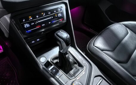 Volkswagen Tiguan II, 2021 год, 3 490 000 рублей, 22 фотография