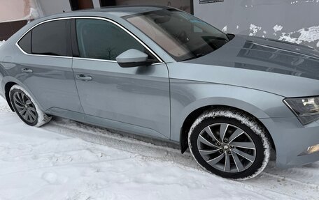 Skoda Superb III рестайлинг, 2018 год, 2 800 000 рублей, 2 фотография