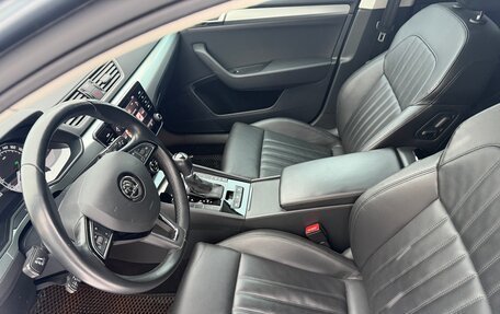 Skoda Superb III рестайлинг, 2018 год, 2 800 000 рублей, 17 фотография