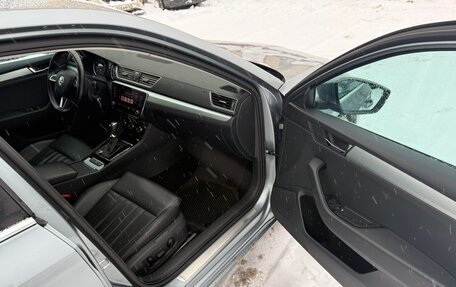 Skoda Superb III рестайлинг, 2018 год, 2 800 000 рублей, 15 фотография