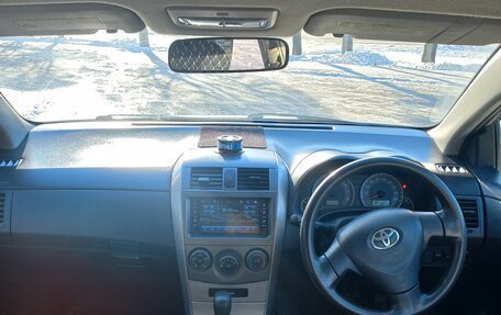 Toyota Corolla, 2011 год, 820 000 рублей, 10 фотография