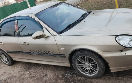 Hyundai Sonata IV рестайлинг, 2005 год, 330 000 рублей, 3 фотография