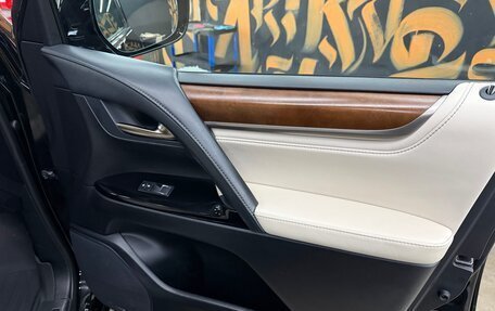 Lexus LX III, 2017 год, 5 000 000 рублей, 16 фотография