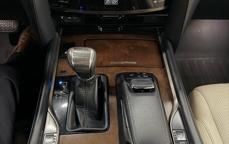 Lexus LX III, 2017 год, 5 000 000 рублей, 20 фотография