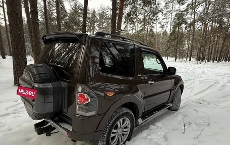 Mitsubishi Pajero IV, 2017 год, 4 500 000 рублей, 4 фотография