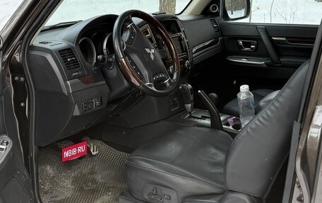 Mitsubishi Pajero IV, 2017 год, 4 500 000 рублей, 6 фотография