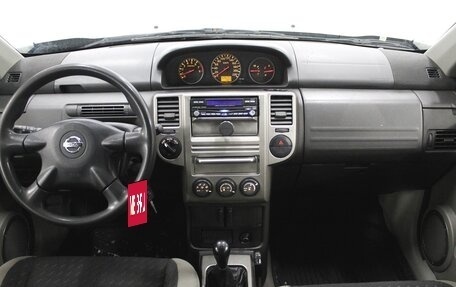 Nissan X-Trail, 2004 год, 560 000 рублей, 9 фотография