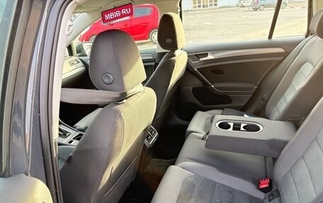 Volkswagen Golf VII, 2018 год, 1 450 000 рублей, 7 фотография