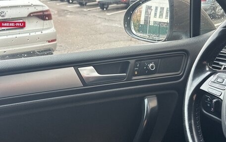 Volkswagen Touareg III, 2010 год, 1 656 000 рублей, 16 фотография