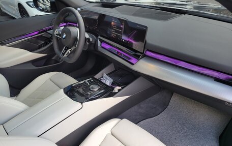 BMW 5 серия, 2025 год, 6 730 000 рублей, 15 фотография