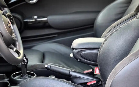 MINI Clubman, 2022 год, 2 196 111 рублей, 14 фотография