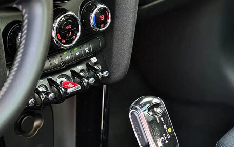 MINI Clubman, 2022 год, 2 196 111 рублей, 13 фотография