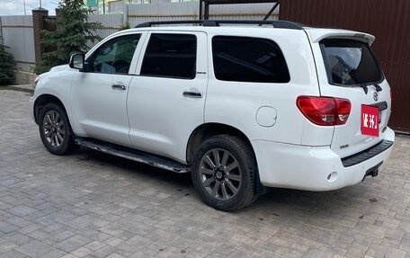Toyota Sequoia II рестайлинг, 2008 год, 2 650 000 рублей, 7 фотография