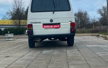 Volkswagen Transporter T4, 2002 год, 1 350 000 рублей, 4 фотография