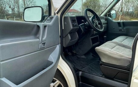 Volkswagen Transporter T4, 2002 год, 1 350 000 рублей, 18 фотография