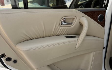 Nissan Patrol, 2011 год, 1 780 000 рублей, 16 фотография