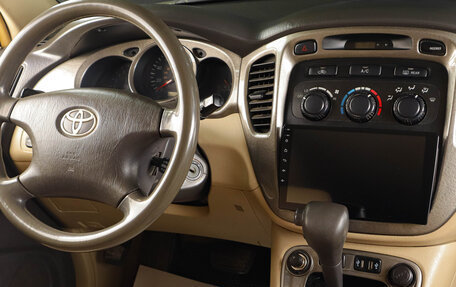 Toyota Highlander III, 2003 год, 999 000 рублей, 12 фотография