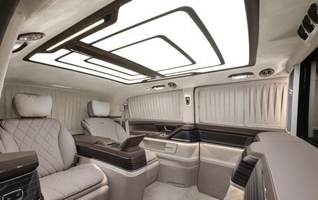 Mercedes-Benz V-Класс, 2025 год, 49 500 000 рублей, 2 фотография