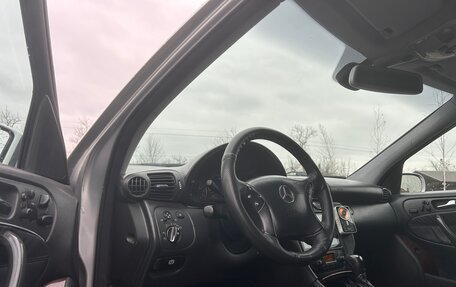 Mercedes-Benz C-Класс, 2002 год, 750 000 рублей, 4 фотография