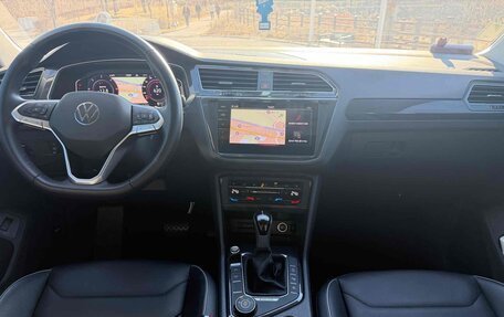 Volkswagen Tiguan II, 2024 год, 2 780 000 рублей, 18 фотография