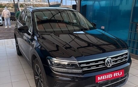 Volkswagen Tiguan II, 2018 год, 2 499 000 рублей, 15 фотография
