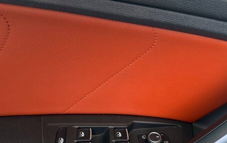 Volkswagen Tiguan II, 2018 год, 2 499 000 рублей, 22 фотография