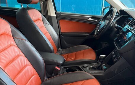 Volkswagen Tiguan II, 2018 год, 2 499 000 рублей, 34 фотография