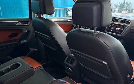 Volkswagen Tiguan II, 2018 год, 2 499 000 рублей, 32 фотография