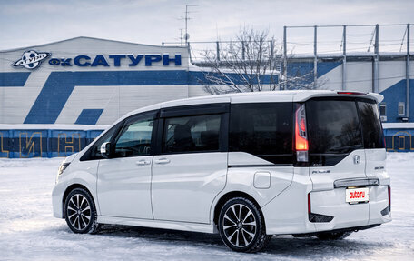 Honda Stepwgn IV, 2019 год, 2 350 000 рублей, 6 фотография