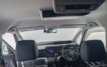 Honda Stepwgn IV, 2019 год, 2 350 000 рублей, 16 фотография