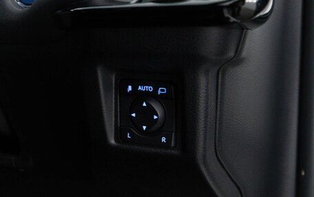 Toyota Crown, 2018 год, 3 098 077 рублей, 15 фотография