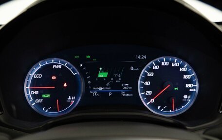 Toyota Crown, 2018 год, 3 098 077 рублей, 22 фотография