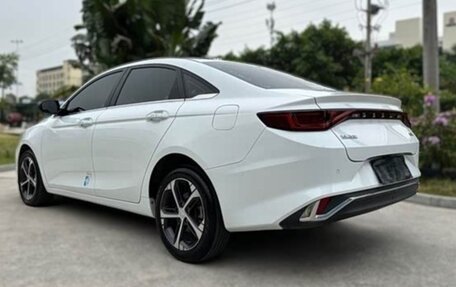 Geely Emgrand, 2023 год, 999 000 рублей, 5 фотография