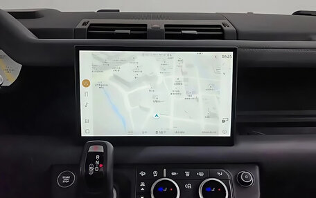 Land Rover Defender II, 2024 год, 11 300 000 рублей, 9 фотография