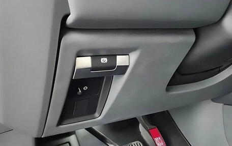 Land Rover Defender II, 2024 год, 11 300 000 рублей, 14 фотография