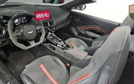 Aston Martin V8 Vantage IV, 2022 год, 19 240 000 рублей, 2 фотография