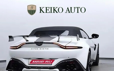 Aston Martin V8 Vantage IV, 2022 год, 19 240 000 рублей, 18 фотография