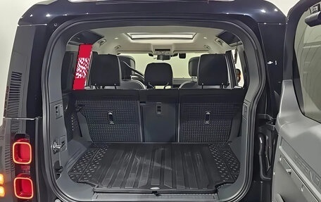 Land Rover Defender II, 2024 год, 11 580 000 рублей, 19 фотография
