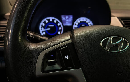 Hyundai Solaris II рестайлинг, 2011 год, 869 000 рублей, 15 фотография