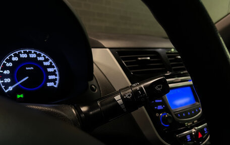 Hyundai Solaris II рестайлинг, 2011 год, 869 000 рублей, 18 фотография