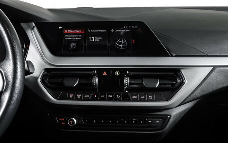 BMW 1 серия, 2019 год, 2 290 000 рублей, 14 фотография